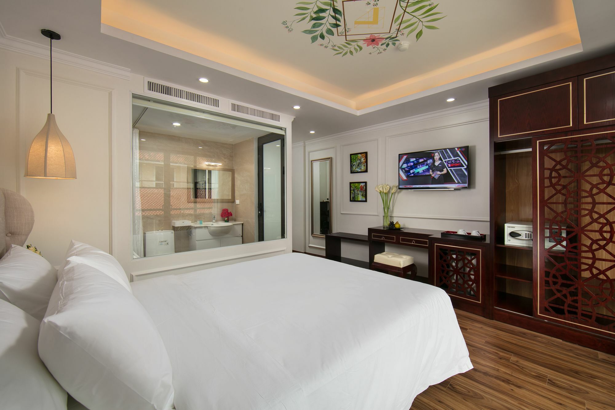 Golden Legend Palace Hotel Hanoi Buitenkant foto